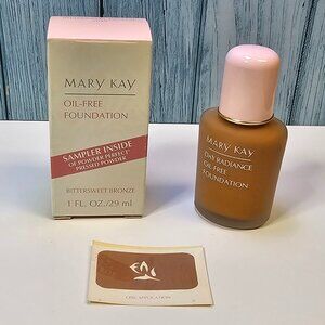 Mary Kay‎ Oil Free Foundation - Bittersweet Bronze #5855 - NIB Old Stock